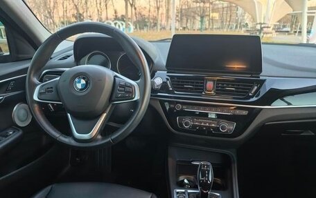 BMW 1 серия, 2021 год, 1 800 000 рублей, 10 фотография