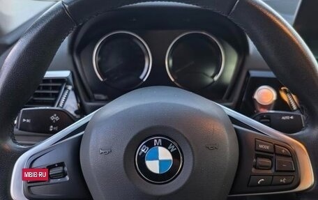 BMW 1 серия, 2021 год, 1 800 000 рублей, 11 фотография