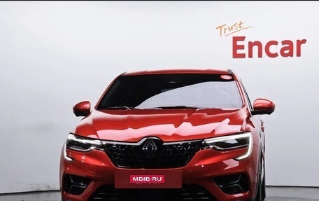 Renault Arkana I, 2022 год, 1 923 000 рублей, 2 фотография