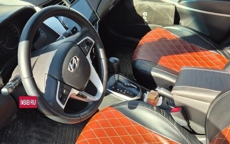 Hyundai Solaris II рестайлинг, 2013 год, 1 090 000 рублей, 6 фотография