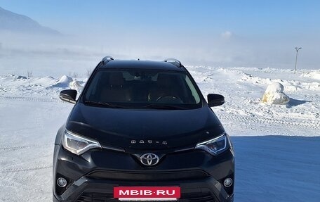 Toyota RAV4, 2017 год, 2 520 000 рублей, 3 фотография