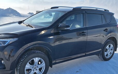 Toyota RAV4, 2017 год, 2 520 000 рублей, 4 фотография