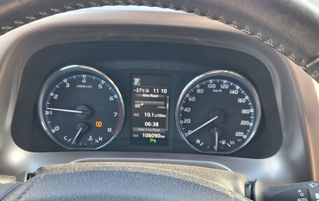 Toyota RAV4, 2017 год, 2 520 000 рублей, 12 фотография