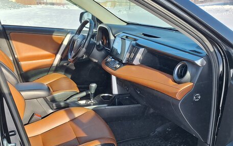 Toyota RAV4, 2017 год, 2 520 000 рублей, 14 фотография