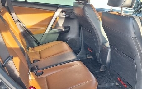 Toyota RAV4, 2017 год, 2 520 000 рублей, 10 фотография