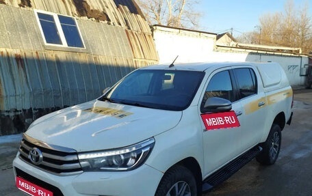 Toyota Hilux VIII, 2015 год, 2 400 000 рублей, 1 фотография