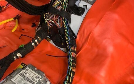 Volkswagen Multivan T6 рестайлинг, 2017 год, 4 400 000 рублей, 19 фотография