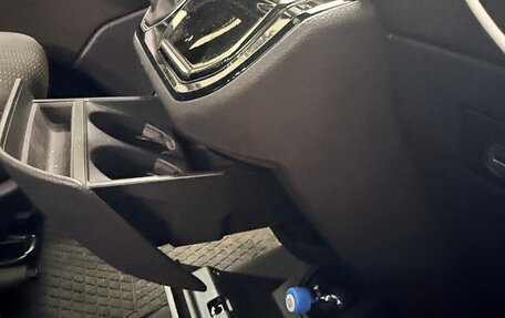 Volkswagen Multivan T6 рестайлинг, 2017 год, 4 400 000 рублей, 14 фотография