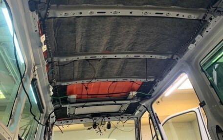 Volkswagen Multivan T6 рестайлинг, 2017 год, 4 400 000 рублей, 22 фотография