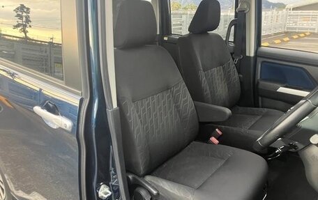 Toyota Tank I, 2018 год, 890 000 рублей, 13 фотография