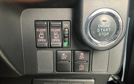 Toyota Tank I, 2018 год, 890 000 рублей, 12 фотография