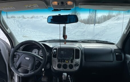 Ford Maverick, 2005 год, 590 000 рублей, 10 фотография