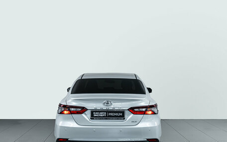 Toyota Camry, 2022 год, 3 188 000 рублей, 5 фотография