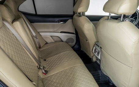 Toyota Camry, 2022 год, 3 188 000 рублей, 11 фотография