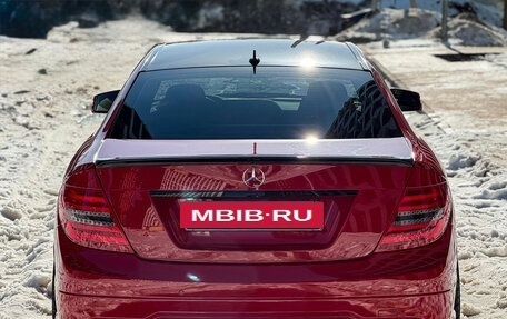 Mercedes-Benz C-Класс, 2012 год, 1 750 000 рублей, 11 фотография