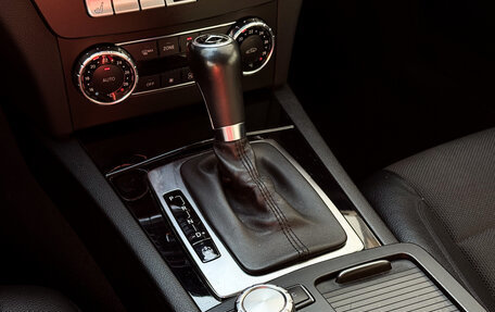 Mercedes-Benz C-Класс, 2012 год, 1 750 000 рублей, 28 фотография