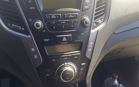 Hyundai Santa Fe III рестайлинг, 2012 год, 1 560 000 рублей, 2 фотография