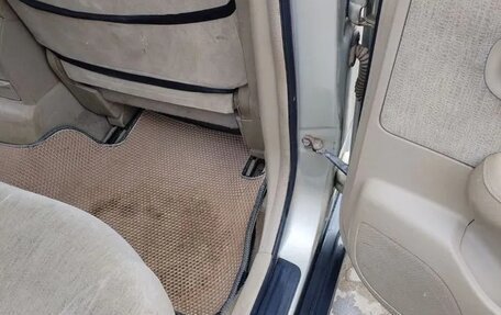 Nissan Tiida, 2004 год, 430 000 рублей, 5 фотография