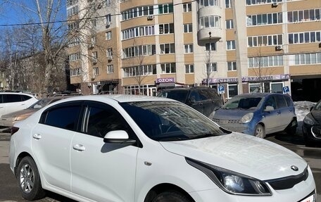 KIA Rio IV, 2018 год, 1 200 000 рублей, 3 фотография