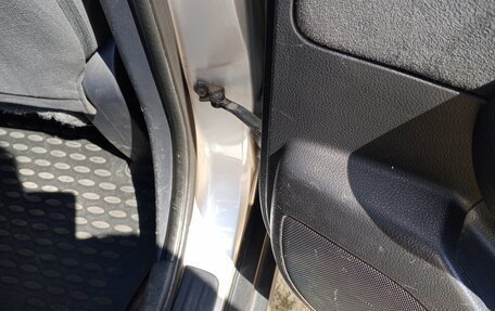 Nissan Tiida, 2008 год, 650 000 рублей, 9 фотография