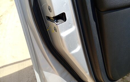 Nissan Tiida, 2008 год, 650 000 рублей, 24 фотография