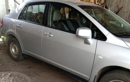 Nissan Tiida, 2008 год, 650 000 рублей, 31 фотография