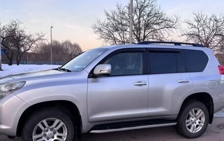 Toyota Land Cruiser Prado 150 рестайлинг 2, 2012 год, 2 590 000 рублей, 2 фотография