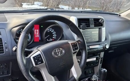 Toyota Land Cruiser Prado 150 рестайлинг 2, 2012 год, 2 590 000 рублей, 7 фотография