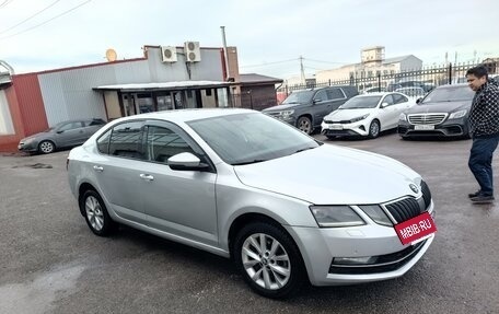 Skoda Octavia, 2017 год, 999 999 рублей, 2 фотография