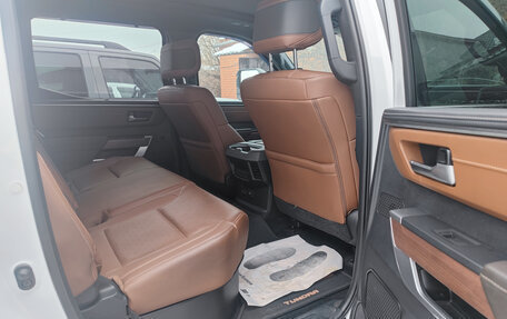 Toyota Tundra, 2022 год, 7 800 000 рублей, 7 фотография