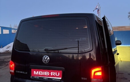 Volkswagen Caravelle T5, 2014 год, 2 500 000 рублей, 10 фотография