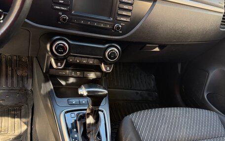 KIA Rio IV, 2019 год, 1 300 000 рублей, 15 фотография