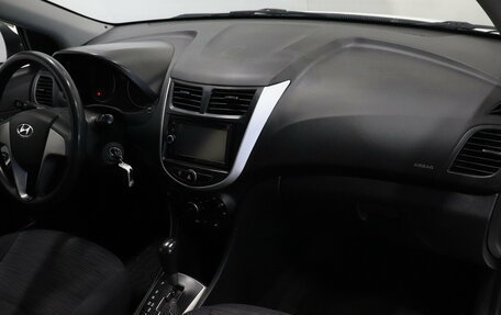 Hyundai Solaris II рестайлинг, 2016 год, 845 000 рублей, 9 фотография