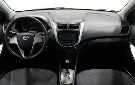 Hyundai Solaris II рестайлинг, 2016 год, 845 000 рублей, 14 фотография