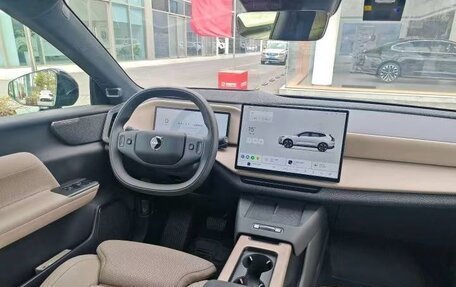 Volvo XC70, 2025 год, 8 800 000 рублей, 3 фотография