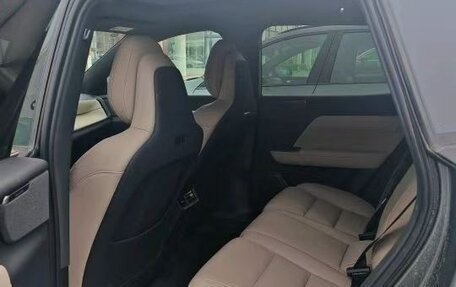 Volvo XC70, 2025 год, 8 800 000 рублей, 5 фотография