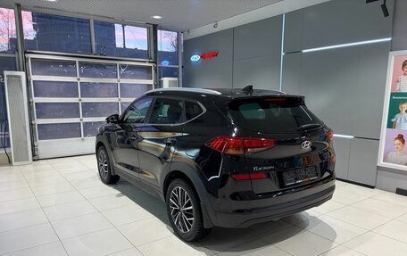 Hyundai Tucson III, 2018 год, 2 399 000 рублей, 6 фотография