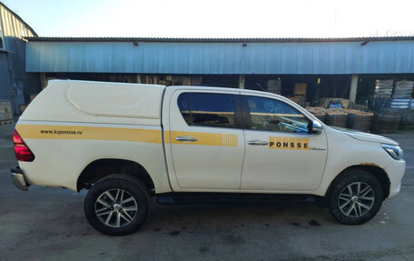 Toyota Hilux VIII, 2015 год, 2 400 000 рублей, 7 фотография