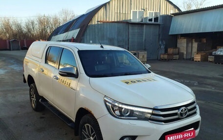 Toyota Hilux VIII, 2015 год, 2 400 000 рублей, 4 фотография