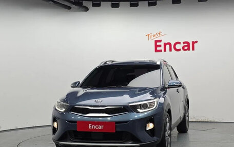 KIA Stonic, 2020 год, 1 180 000 рублей, 2 фотография