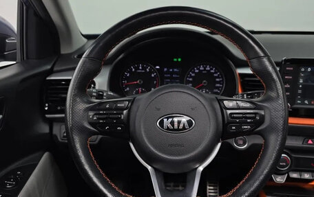 KIA Stonic, 2020 год, 1 180 000 рублей, 6 фотография