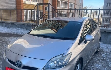 Toyota Prius, 2010 год, 1 290 000 рублей, 2 фотография