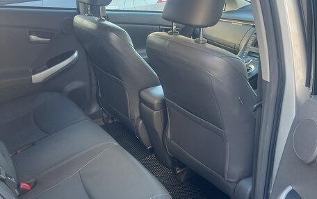 Toyota Prius, 2010 год, 1 290 000 рублей, 9 фотография