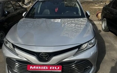 Toyota Camry, 2018 год, 2 800 000 рублей, 1 фотография