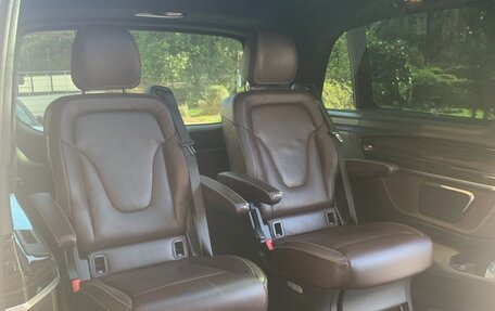 Mercedes-Benz V-Класс, 2018 год, 4 250 000 рублей, 5 фотография