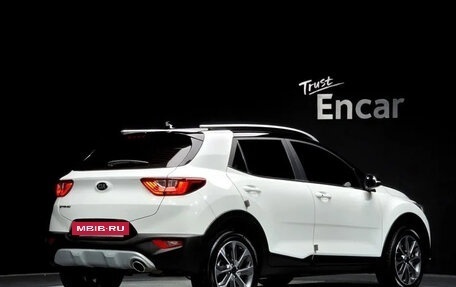 KIA Stonic, 2020 год, 1 150 000 рублей, 3 фотография