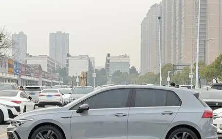 Volkswagen Golf VIII, 2022 год, 1 500 000 рублей, 5 фотография