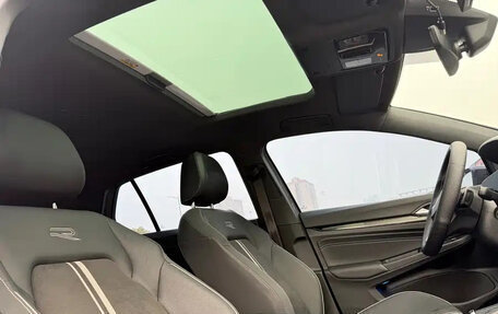 Volkswagen Golf VIII, 2022 год, 1 500 000 рублей, 15 фотография