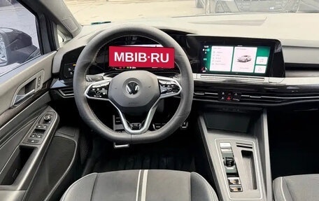 Volkswagen Golf VIII, 2022 год, 1 500 000 рублей, 13 фотография