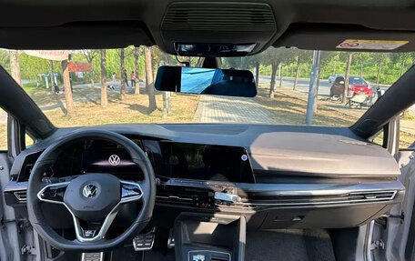 Volkswagen Golf VIII, 2022 год, 1 500 000 рублей, 9 фотография